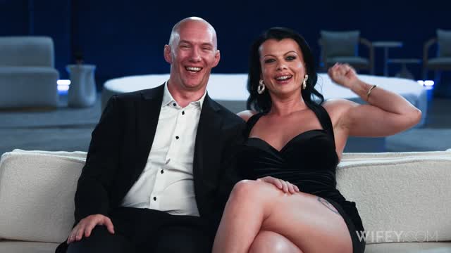 Nadia And Jason - Anal-Craving Hotwife Gapes For BBC