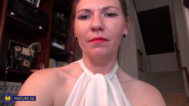 Uffie (30) - Hot American Milf Loves To Pleasure Her Hairy Mature Pussy!
