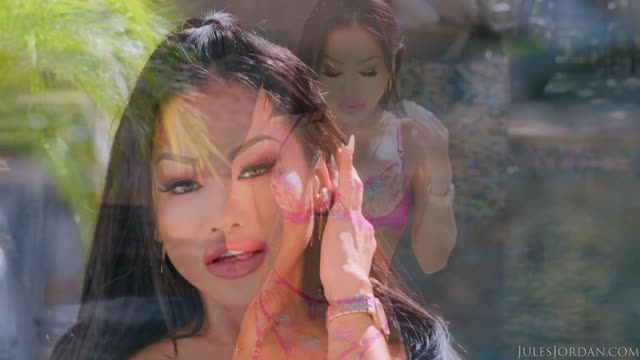 Superstar Cj Miles Gives Up Her Mini Stacked Body For A Hot Smashing