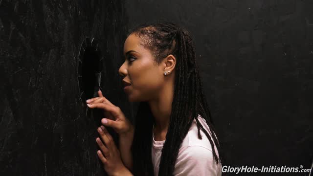 Kira Noir Offers Anal For A Random Guy At A Gloryhole