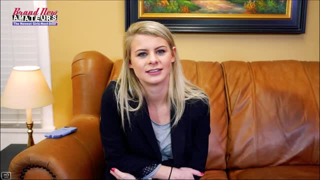 Blonde Cutie Goes Halfway