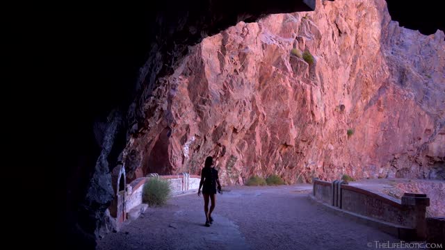 Light in the Tunnel 2