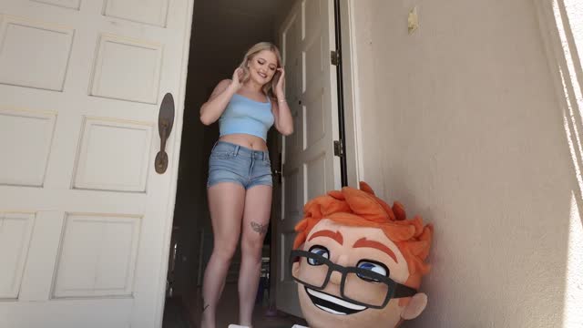 Jill Taylor Fucks The Life-Size Porn Dude Sex Doll