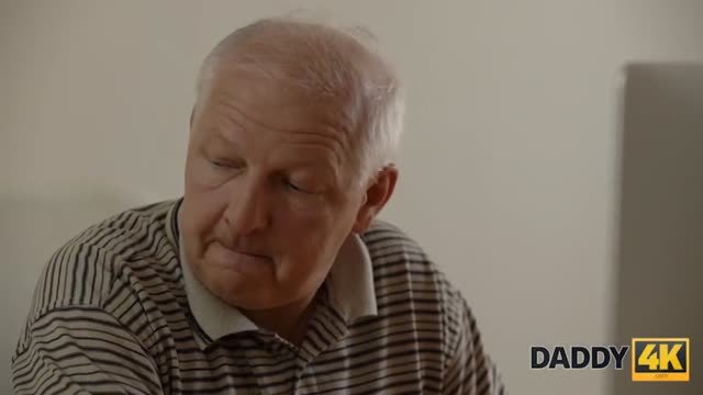 Chilling On Her Boyfriend´s Father Dick