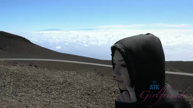 Hawaii 3/9 (496 Scene #3)